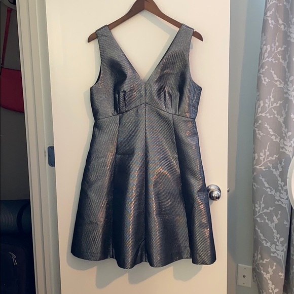 Oasis v-neck skater dress - Picture 5 of 5